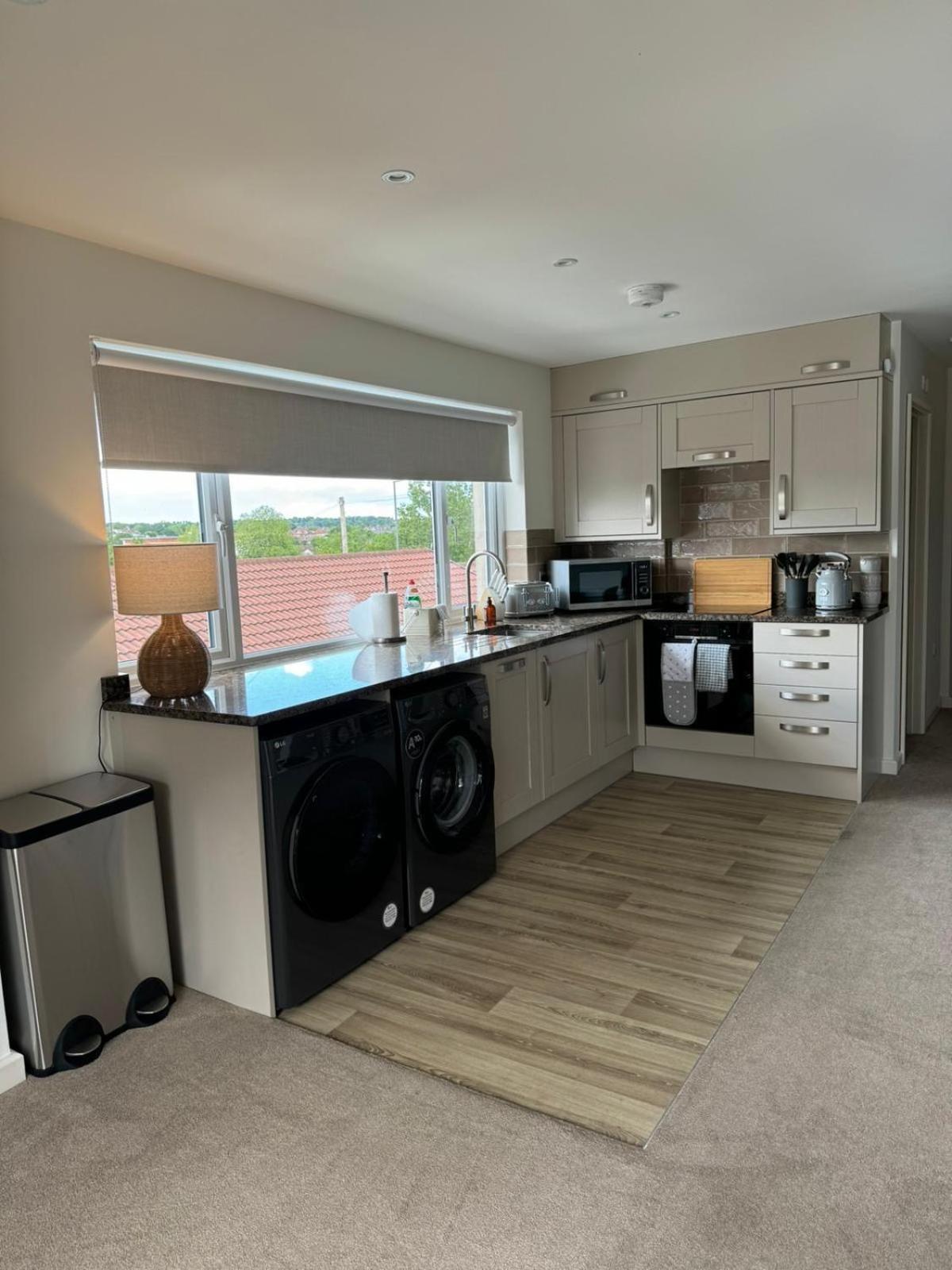 Chew View Luxury Apartment Keynsham Bagian luar foto