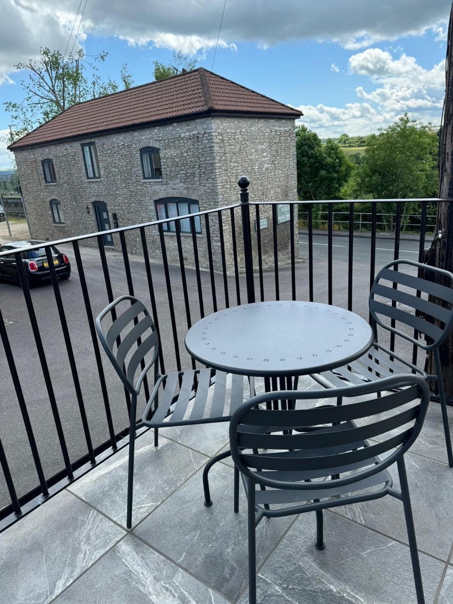 Chew View Luxury Apartment Keynsham Bagian luar foto
