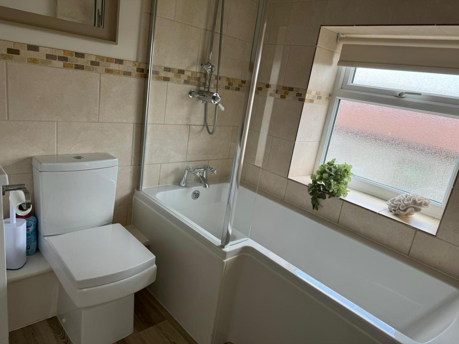 Chew View Luxury Apartment Keynsham Bagian luar foto