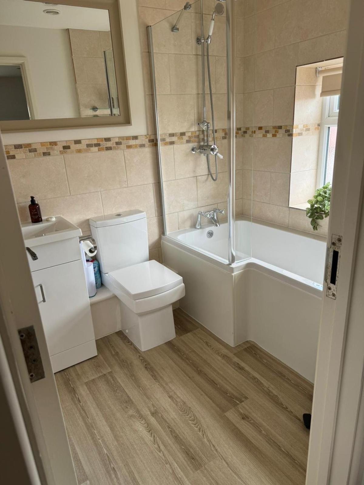 Chew View Luxury Apartment Keynsham Bagian luar foto